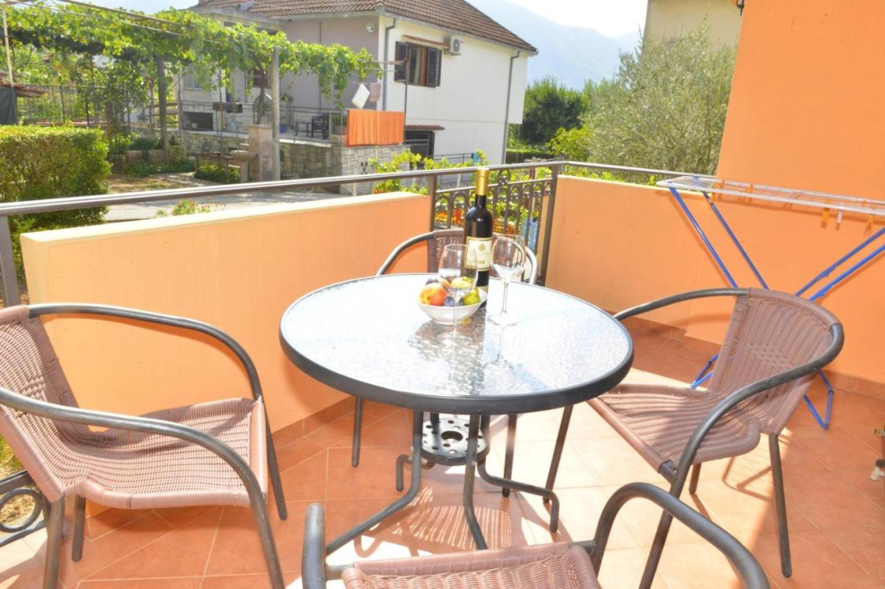 D Apartment Kotor Zewnętrze zdjęcie
