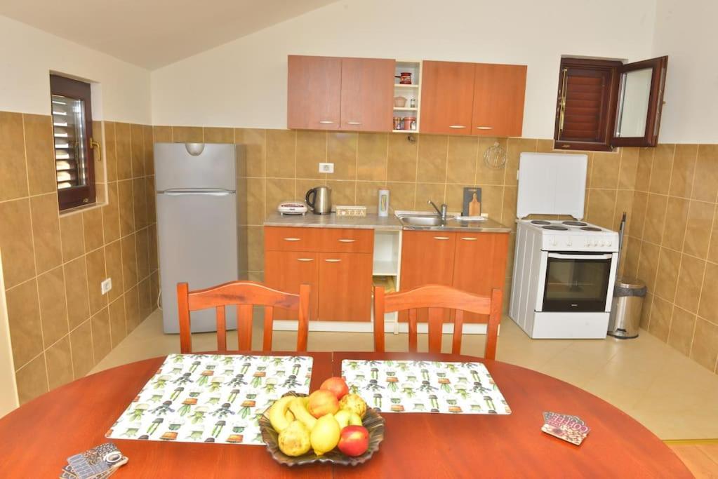 D Apartment Kotor Zewnętrze zdjęcie